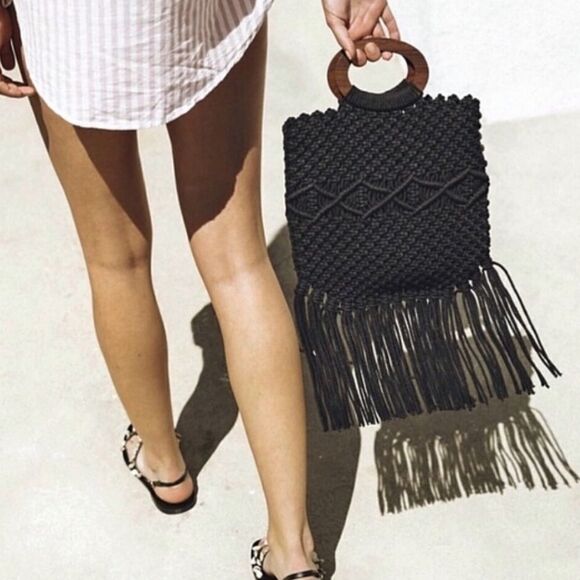 Black crochet purse - Picture 4 of 8